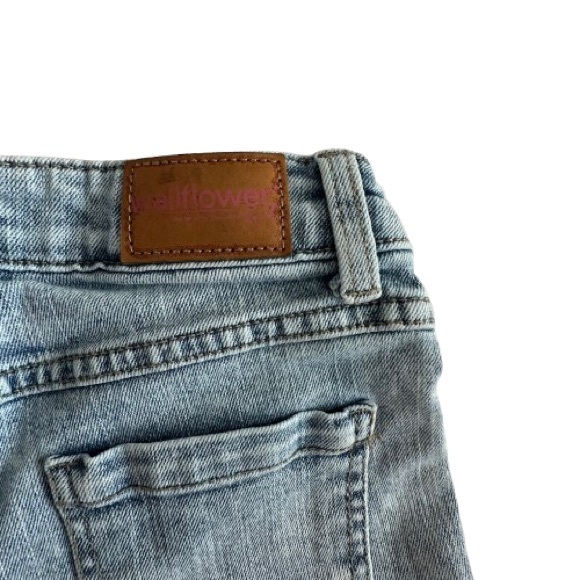 Wallflower Girl's 8 Light Blue Denim Embroidered Wide Leg Adjustable Waist Jean - Picture 5 of 15